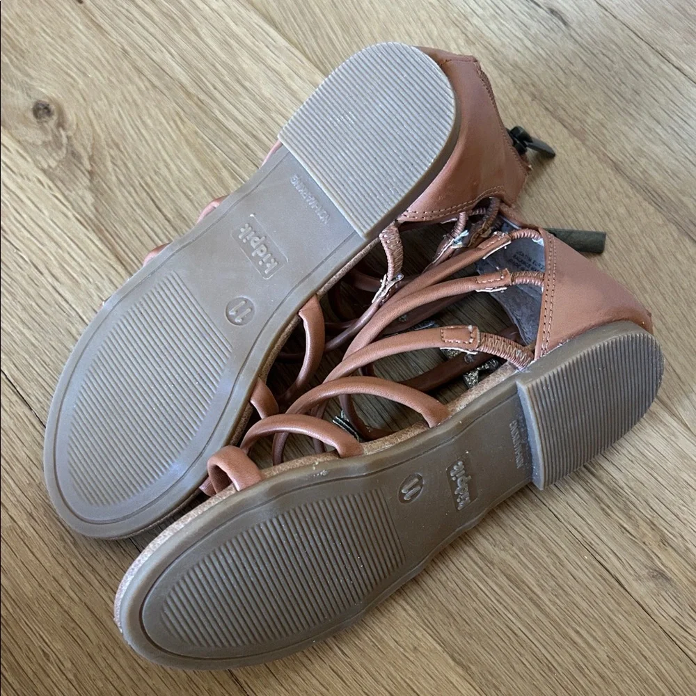 Kidpik Kids Brown Star Sandals 11